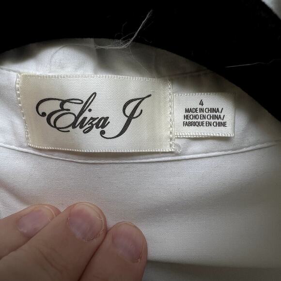 Eliza J White And Navy Blue School Girl Style Pleated Dress Size 4 - Picture 4 of 7